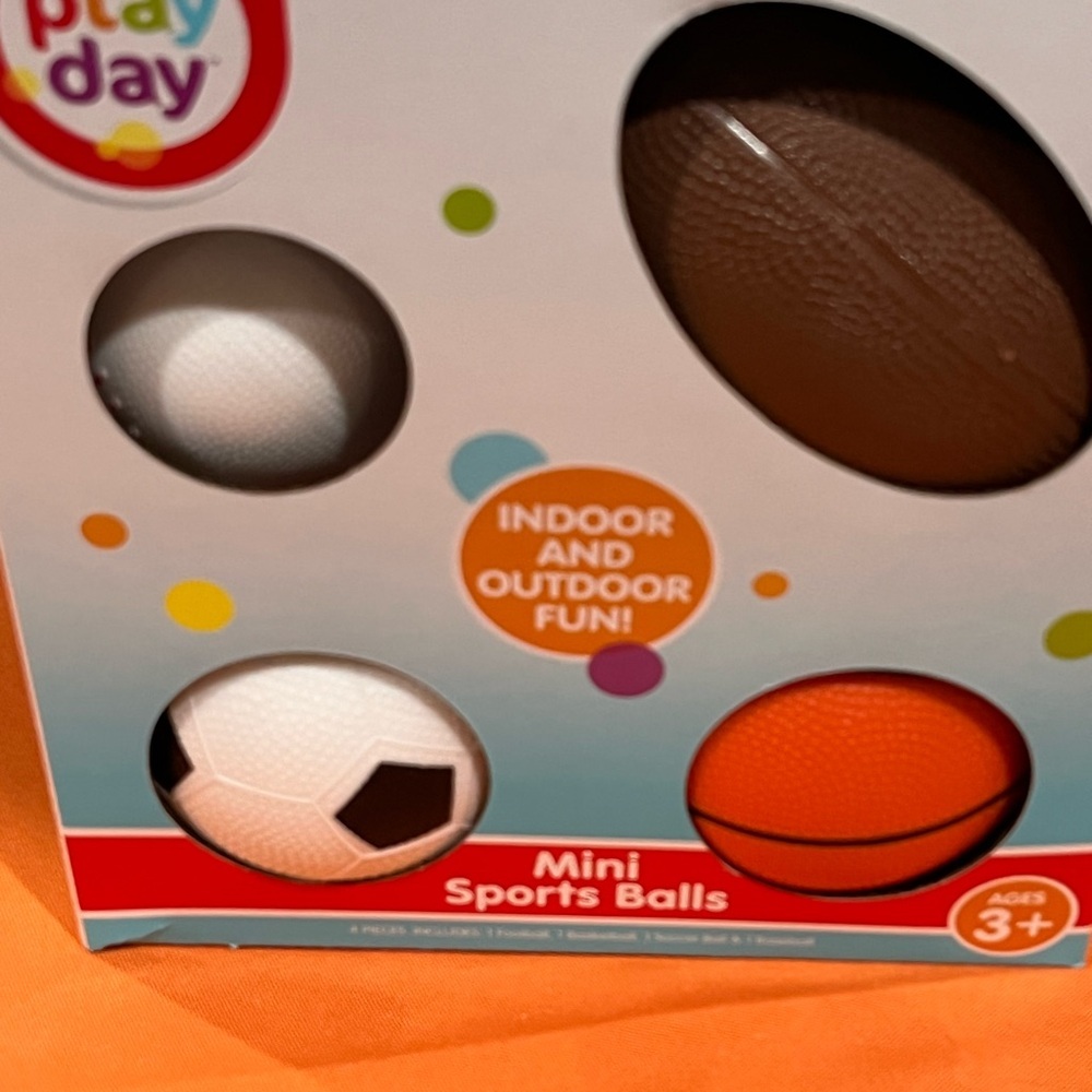 6/$25 Kids Sports Ball Play Set Play Day - Picture 5 of 6